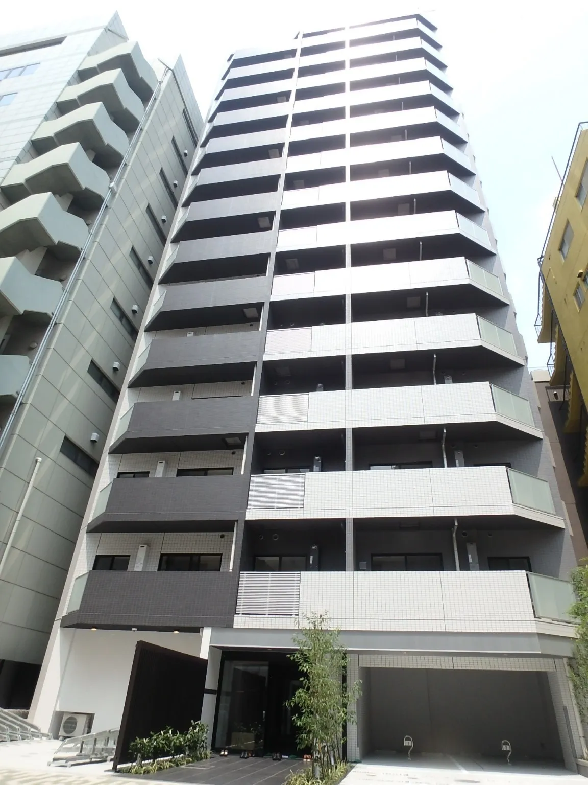Orchid Residence Ueno - Exterior - ["Building", "Daytime", "Plant"]