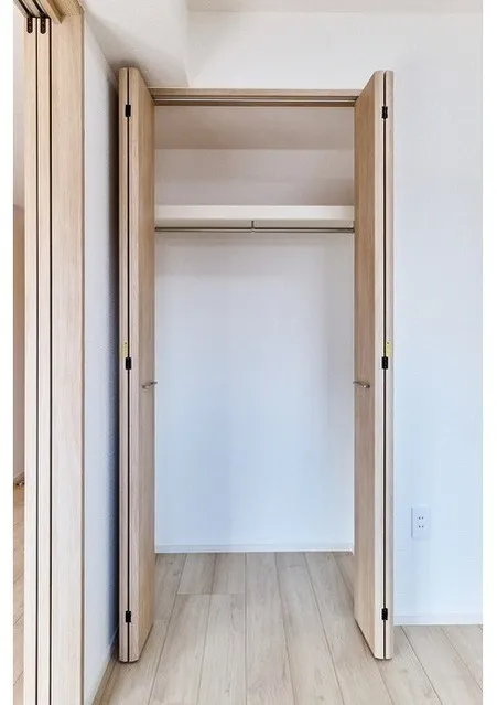Due Oku - Interior - ["Wood", "Flooring", "Floor"]