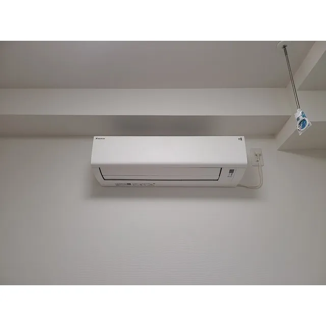 Villa Claire Bunkyo Koishikawa - Interior - ["Rectangle", "Automotive exterior", "Tints and shades"]
