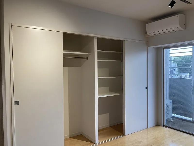 Latiera Seijo Gakuenmae - Interior - ["Wood", "Flooring", "Floor"]