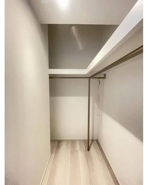 Season Flats Omorinishi - Interior - ["Wood", "Flooring", "Floor"]