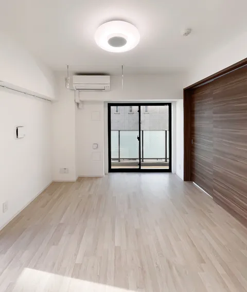 BPR Residence Otorii - Interior - ["Building", "Window", "Fixture"]