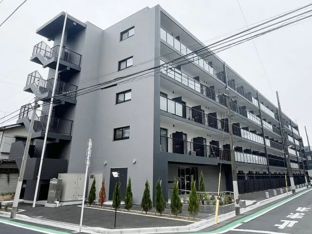 Crevista Tateishi II - Exterior - ["Urban design", "Apartment", "Mixed-use"]