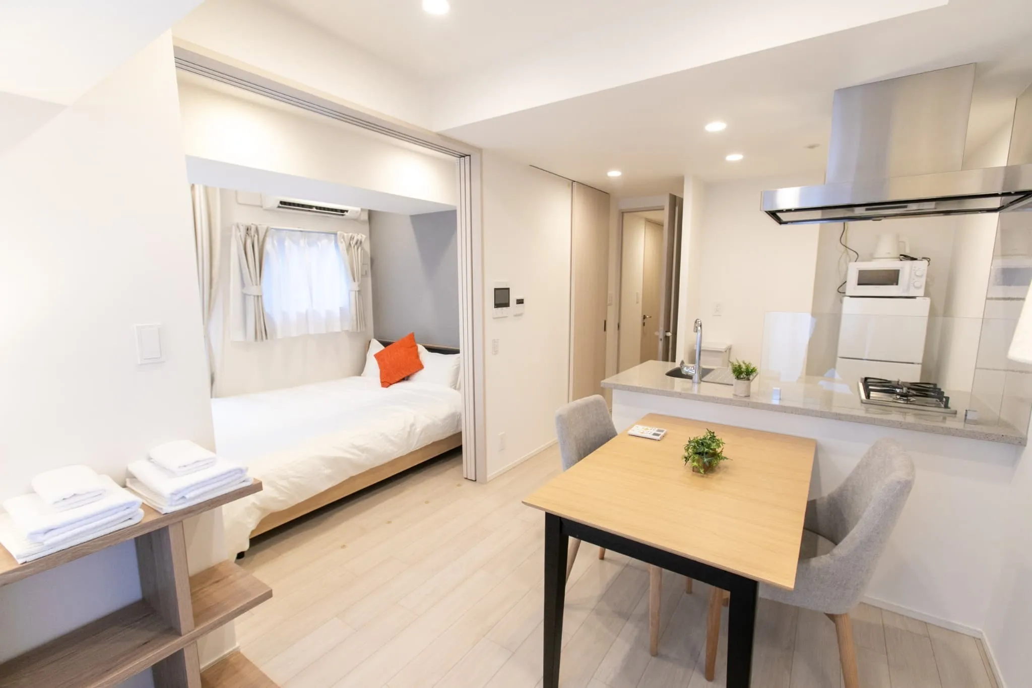 Hmlet Temma doshin - Interior - ["Interior design", "Furniture", "Floor"]
