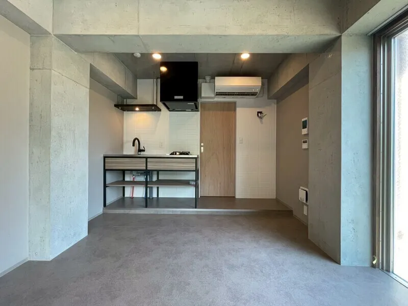 RUMIX WASEDA - Interior - ["Ceiling", "Flooring", "Floor"]