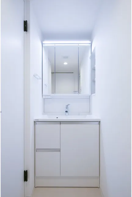 LeFont Progre Reno Ginza EAST - Interior - ["Plumbing fixture", "Interior design", "Flooring"]