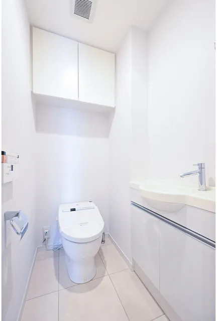BPR Residence Mita Isaragozaka - Interior - ["Flooring", "Plumbing fixture", "Floor"]