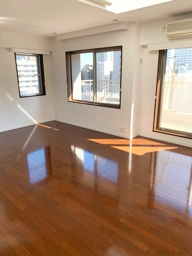 Shiba Park Apartment - Interior - ["Property", "Fixture", "Window"]