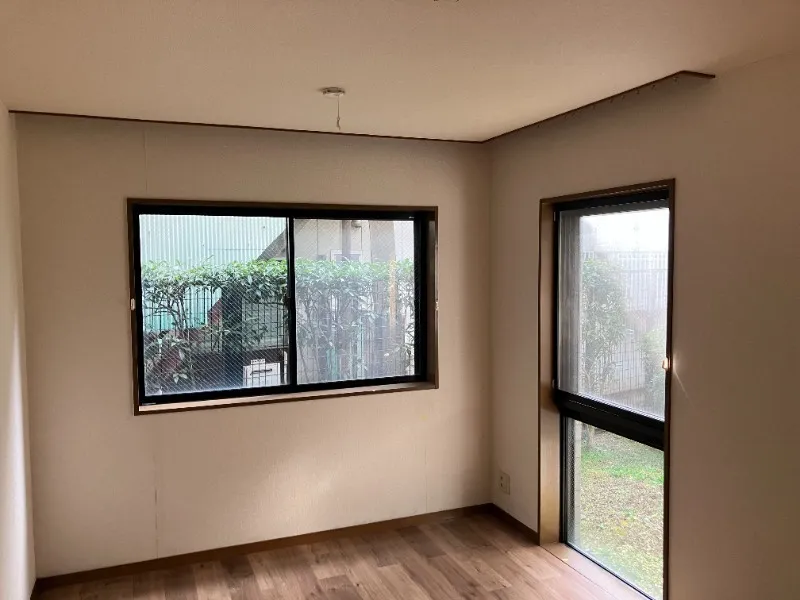 Liz Matsubara II - Interior - ["Interior design", "Floor", "Glass"]