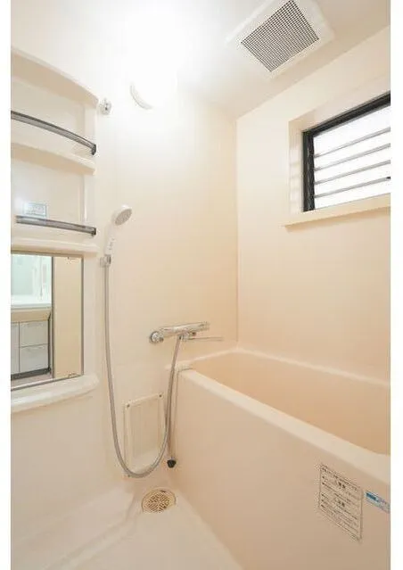 Rivere Kudan Minami - Interior - ["Plumbing fixture", "Bathroom", "Flooring"]