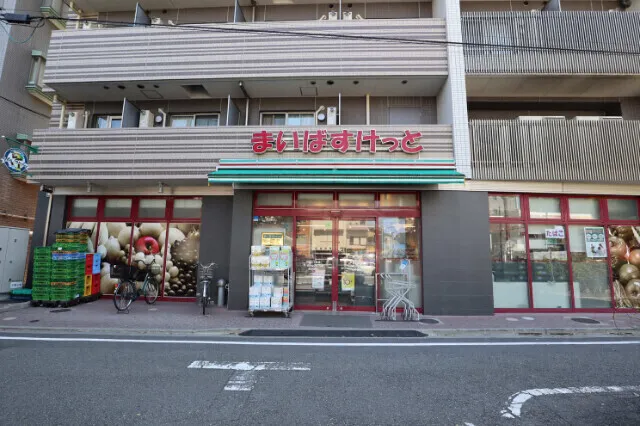Castalia Togoshi Station Square - Other - ["Commercial building", "Awning", "Mixed-use"]