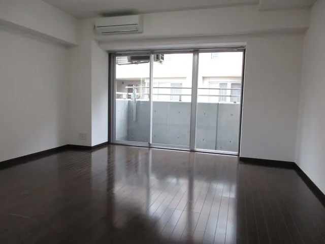 THE CUBE - Interior - ["Property", "Room", "Floor"]