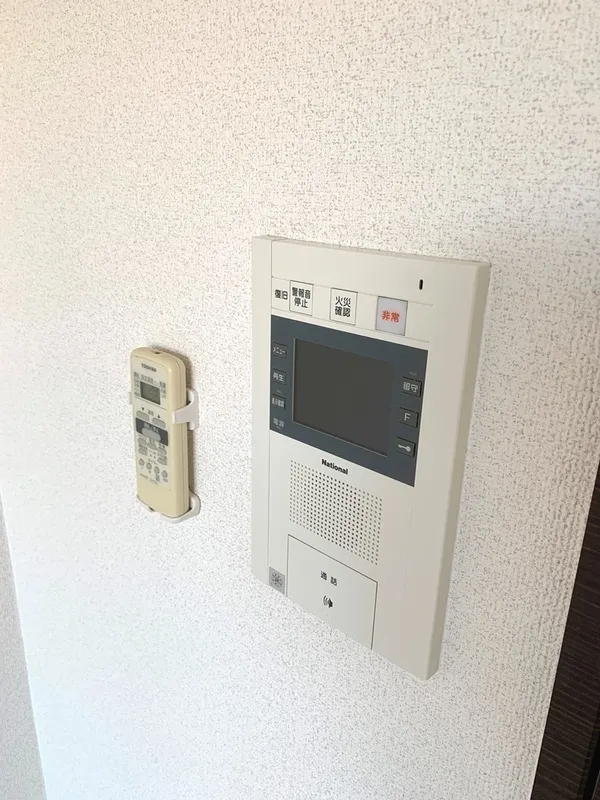 Ecology Toritsu University Residence - Interior - ["Electronic device", "Electronics", "Technology"]