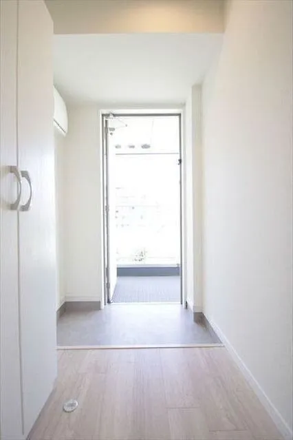 White Tooth Terrace - Interior - ["Property", "Building", "Fixture"]