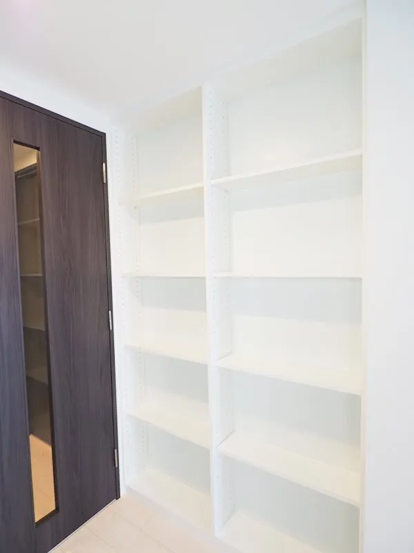 Residia Nakameguro Ⅲ - Interior - ["Fixture", "Wood", "Door"]