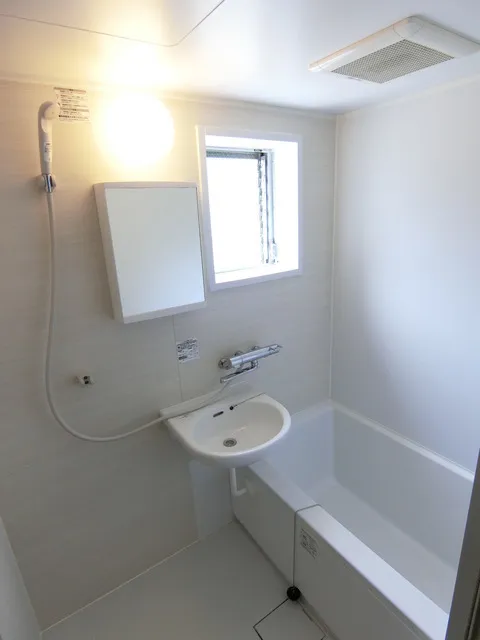 Asahi Izumi Mansion - Interior - ["Plumbing fixture", "Bathroom", "Floor"]