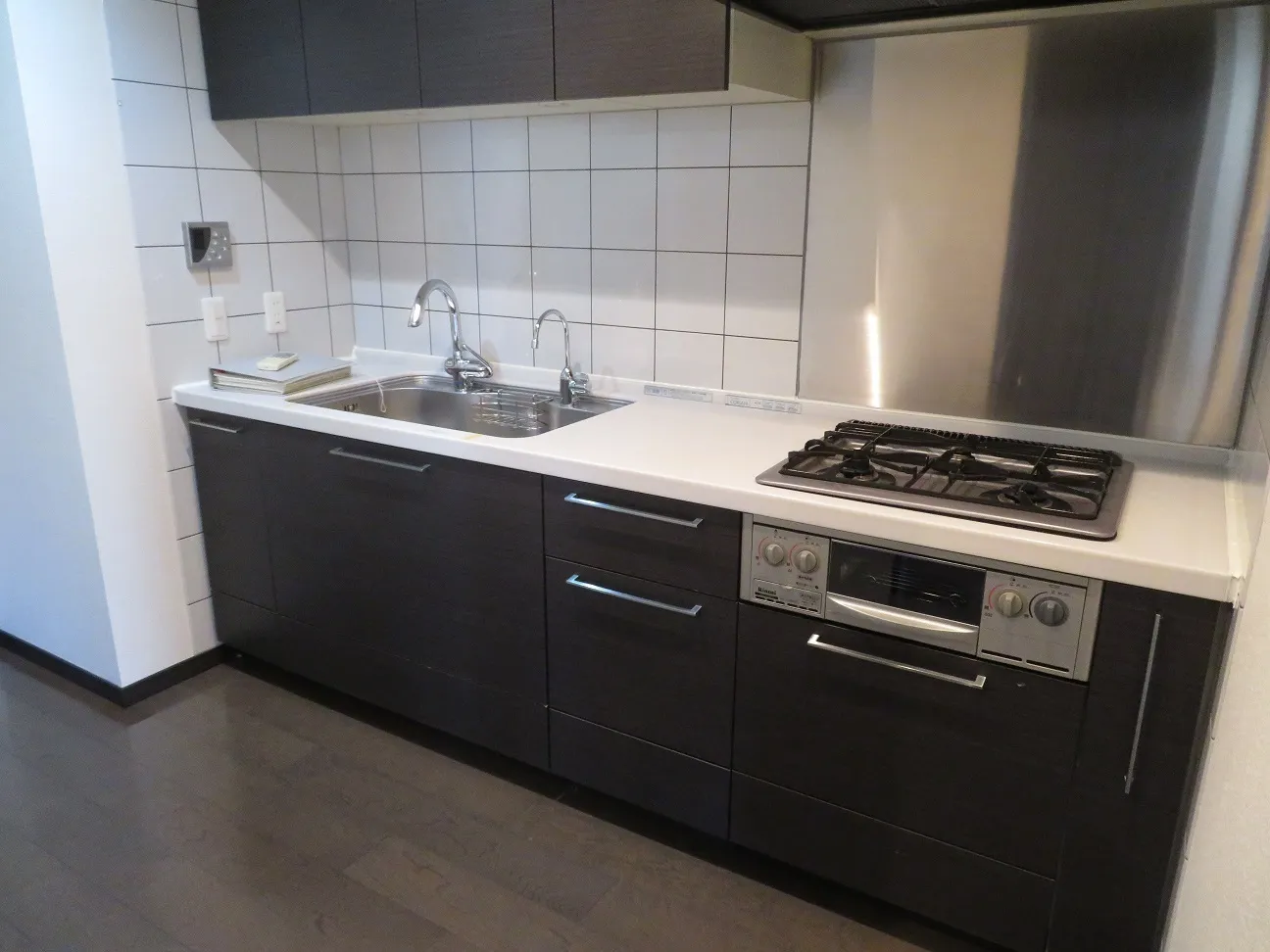 Doue Nihonbashi - Interior - ["Cabinetry", "Countertop", "Sink"]