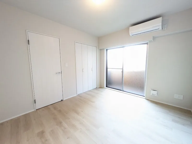 RESIDIA Shima Tsuyama - Interior - ["Flooring", "Floor", "Wood flooring"]