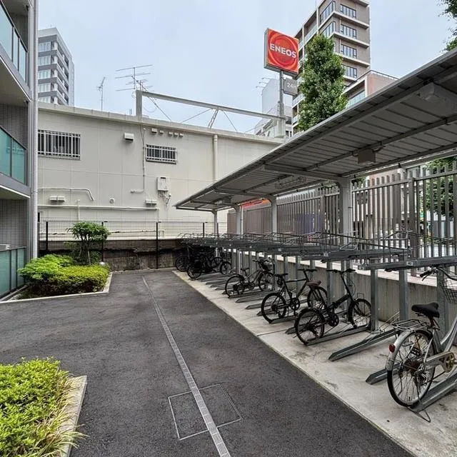 Parknard Fit Minami Aoyama Garden - Other - ["Bicycle", "Bicycle frame", "Apartment"]