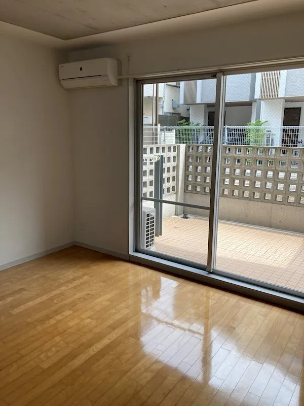 La Tierra Ookayama - Interior - ["Flooring", "Floor", "Apartment"]
