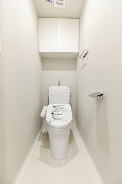 Prime Bliss Shinagawa Nakanobu - Interior - ["Toilet seat", "Toilet", "Plumbing fixture"]
