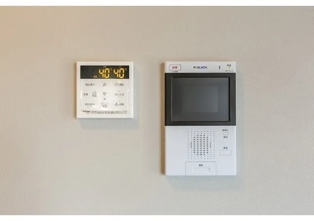 La Douceur Sugamo West - Interior - ["Electronic device", "Technology", "Machine"]
