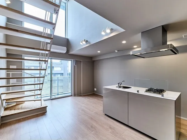 Baus Flats Kuramae - Interior - ["Kitchen", "Flooring", "Floor"]