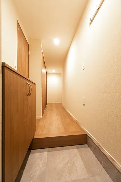 Maison De Takaya - Interior - ["Flooring", "Floor", "Wall"]