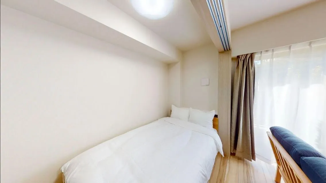 Hmlet Koenji II - Interior - ["Wood", "Floor", "Flooring"]