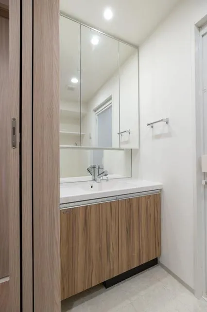 ORSUS Minowa - Interior - ["Flooring", "Interior design", "Floor"]