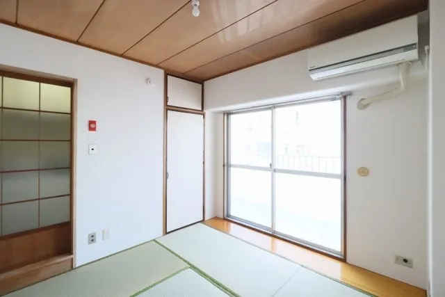 City Heights Oimachi - Interior - ["Flooring", "Floor", "Wood"]