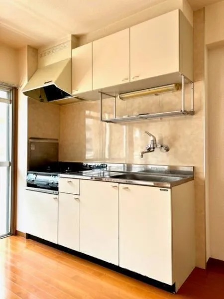 TS Omori Heim - Interior - ["Kitchen", "Kitchen Appliance", "Countertop"]