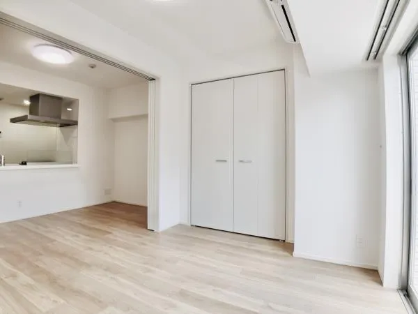 PREMIUM CUBE Ueno - Interior - ["Building", "Property", "Wood"]