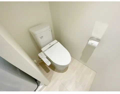 LEXE Bunkyo Hakusan - Interior - ["Toilet seat", "Toilet", "Flooring"]