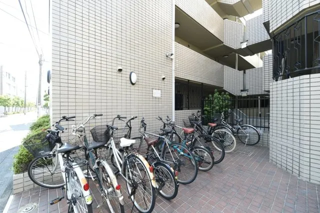 Higashi-Koenji Amflat - Exterior - ["Bicycle frame", "Bicycle tire", "Bicycle"]