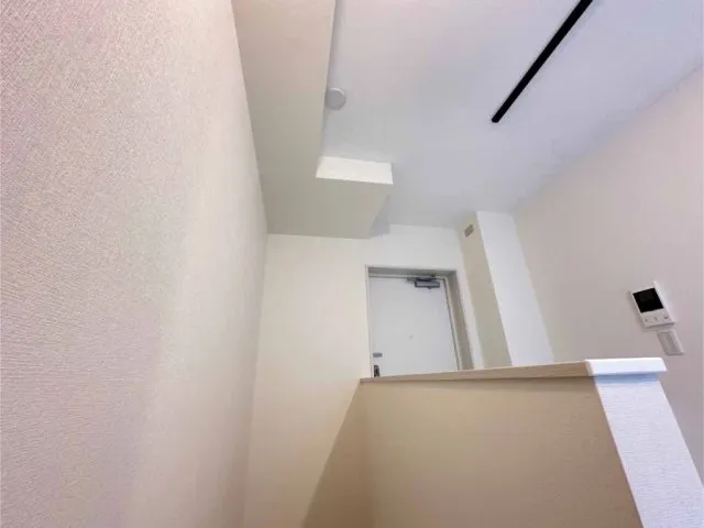Segrate Nihonbashi - Interior - ["Wall", "Flooring", "Floor"]