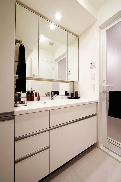 Residia Bunkyo Honkomagome - Interior - ["Cabinetry", "Countertop", "Property"]