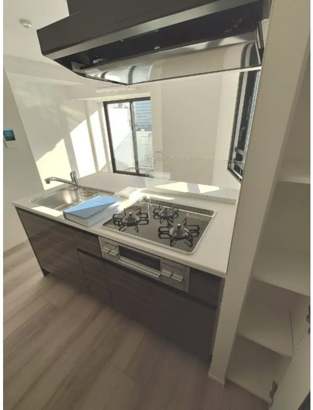 Belseed Higashijujo Twins B - Interior - ["Kitchen", "Countertop", "Major appliance"]