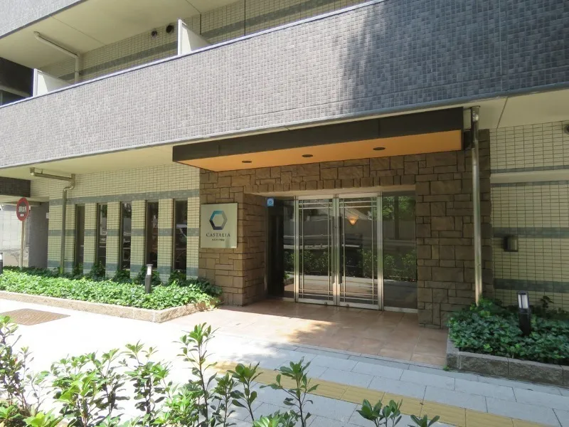 Castalia Hatsudai - Exterior - ["Apartment", "Tile", "Tile Flooring"]