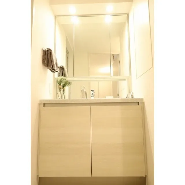 Asur Ryogoku - Interior - ["Cabinetry", "Countertop", "Wood"]
