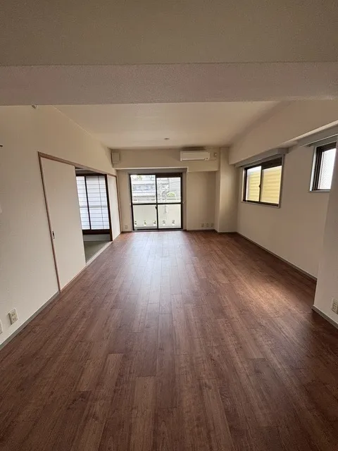 Crest Izumi - Interior - ["Flooring", "Floor", "Wood"]
