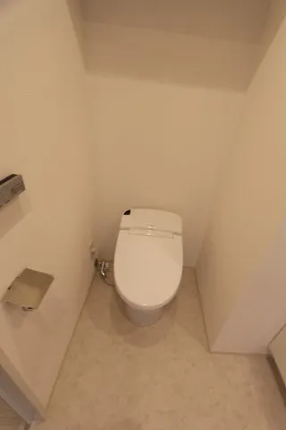 PROUD FLAT Sotokanda - Interior - ["Toilet seat", "Toilet", "Flooring"]