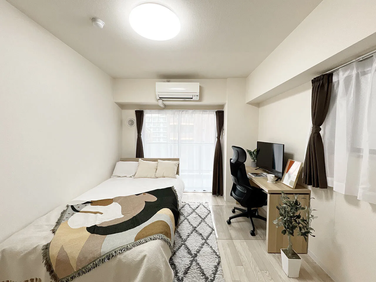 Mynavi Stay Kachidoki - Interior - ["Furniture", "Flooring", "Interior design"]