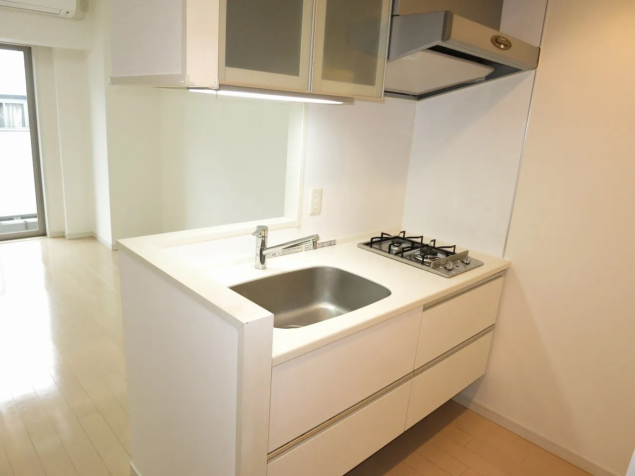 Residence Ryogoku Ekimae - Interior - ["Flooring", "Floor", "Plumbing fixture"]