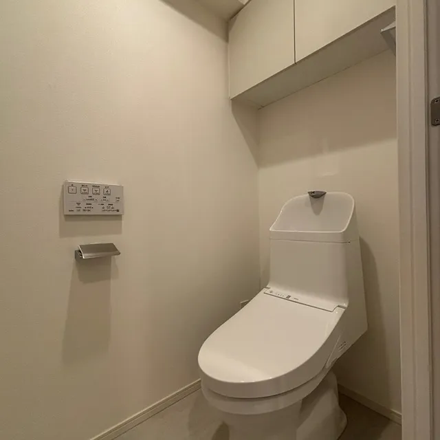 Park Axis Bunkyo Hongo - Interior - ["Flooring", "Floor", "Plumbing fixture"]