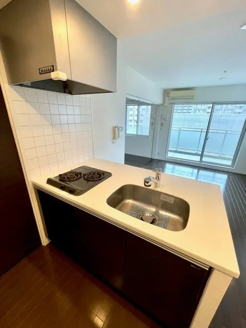 RESIDIA Kinshicho - Interior - ["Tap", "Kitchen sink", "Sink"]