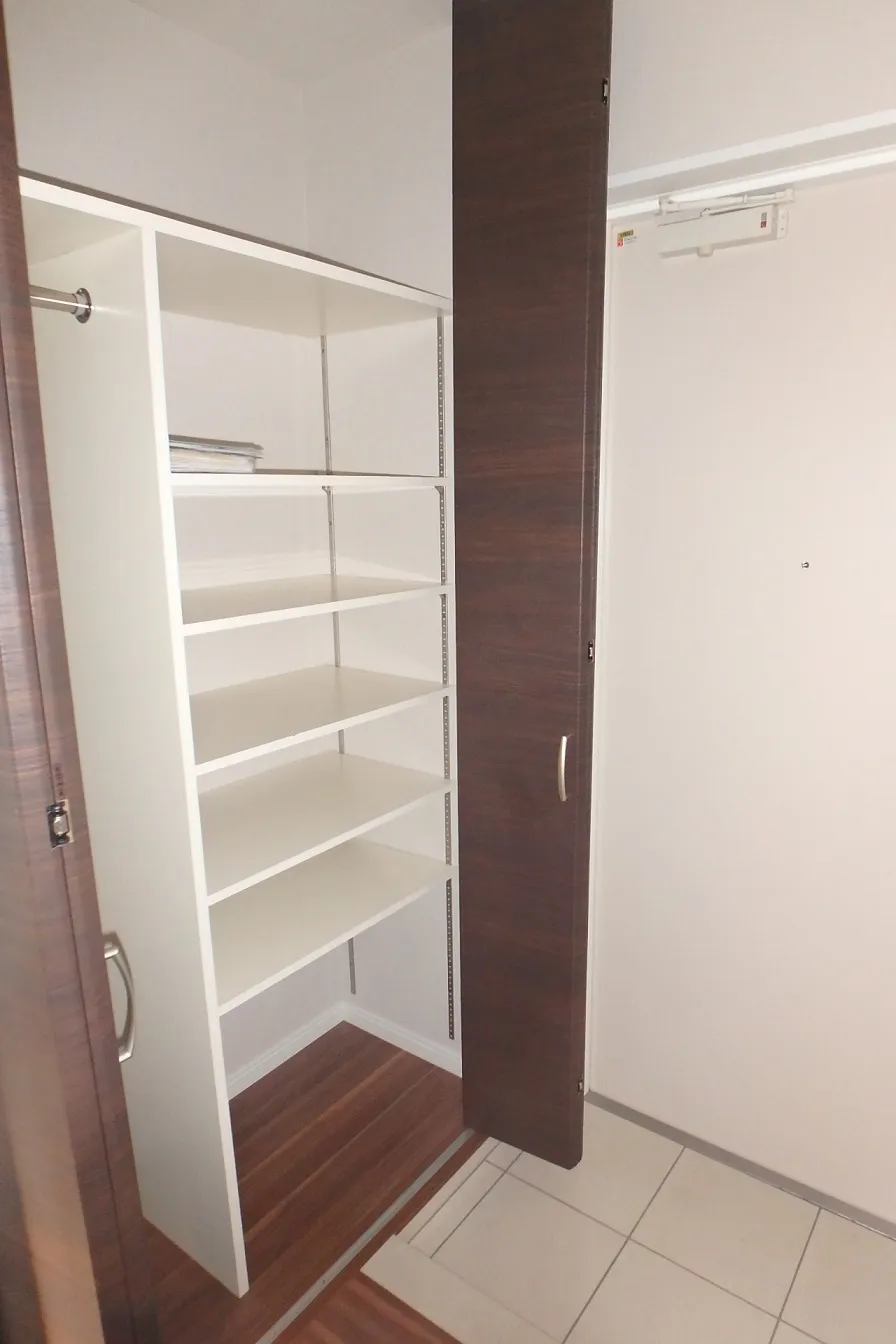 Orchid Residence Ryogoku II - Interior - ["Cabinetry", "Door", "Fixture"]