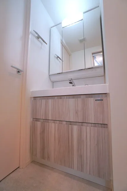 AGRATIO TERRACE Ebisu - Interior - ["Cabinetry", "Building", "Bathroom"]