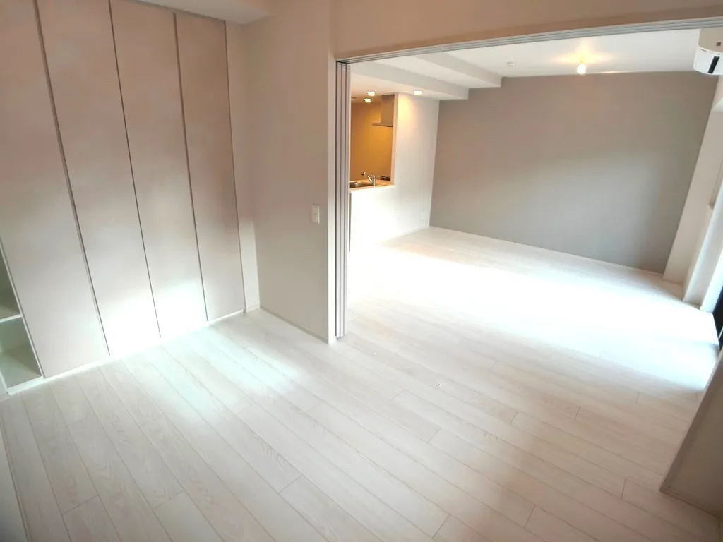 Lefon Progres Shimura Sakaue - Interior - ["Property", "Wood", "Fixture"]