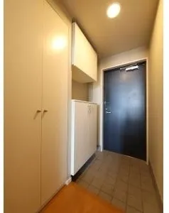 River City 21 East Towers II - Interior - ["Flooring", "Floor", "Interior design"]